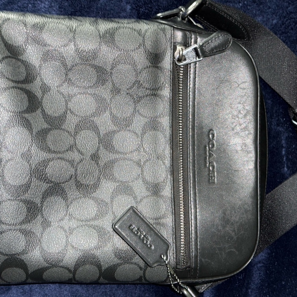 Coach Black Signature Men's Messenger Bag